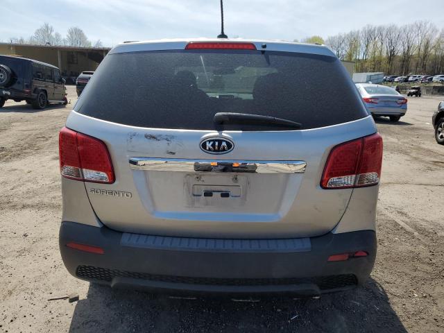  KIA SORENTO 2013 Srebrny