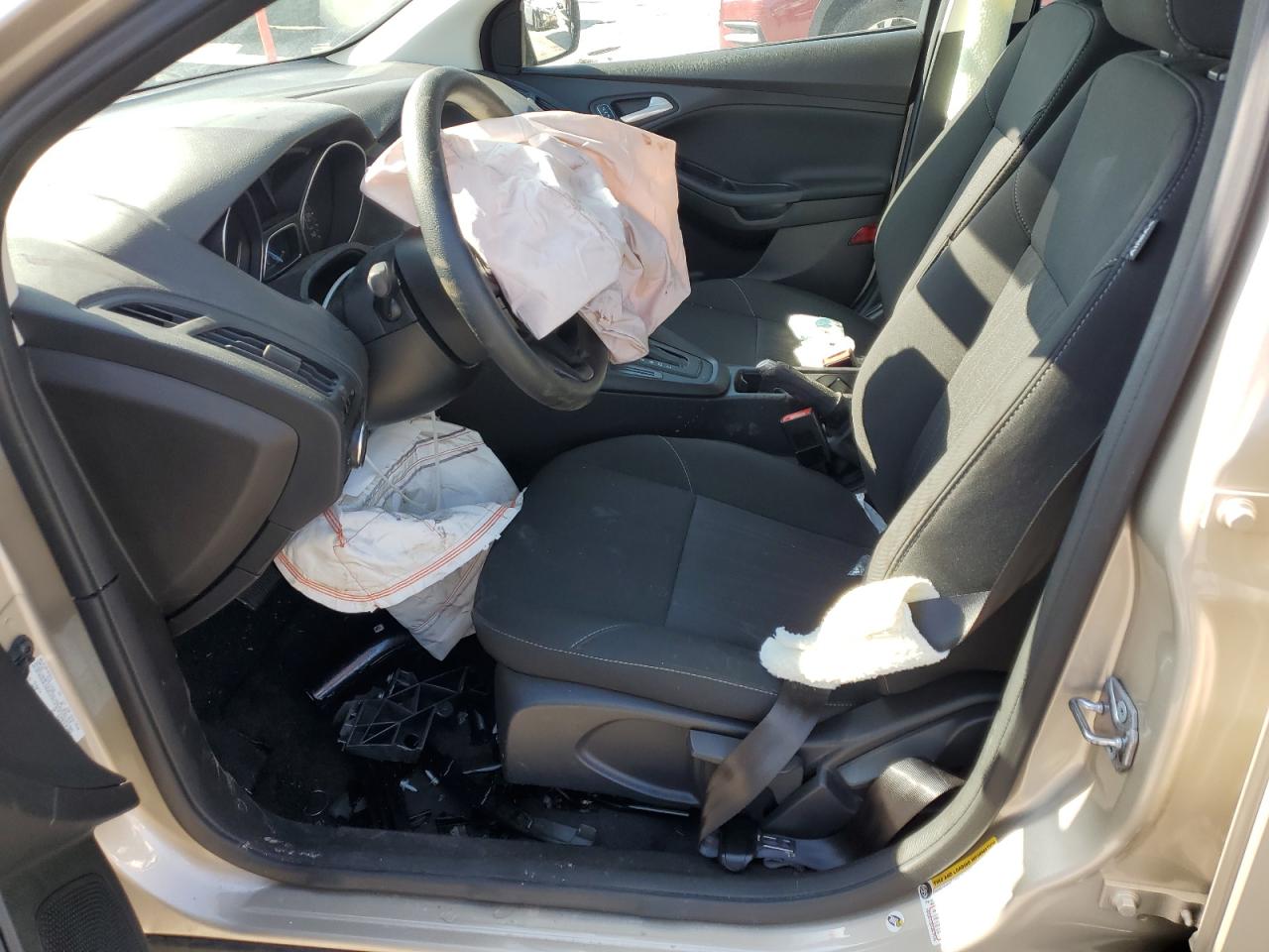 1FADP3F2XHL210113 FORD FOCUS 2017