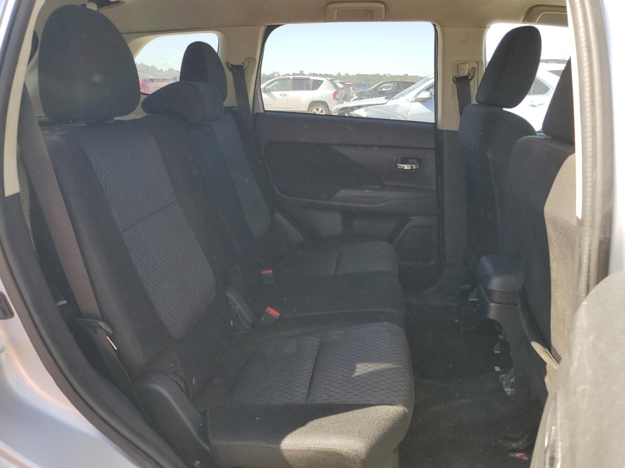 2014 Mitsubishi Outlander Es VIN: JA4AD2A34EZ014932 Lot: 52162755