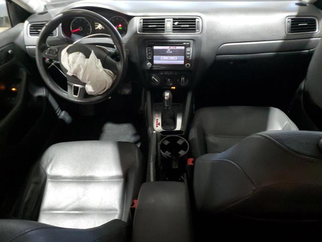  VOLKSWAGEN JETTA 2012 Srebrny