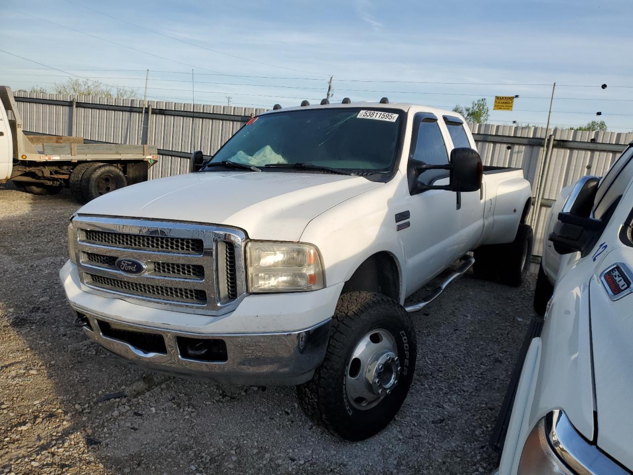 2006 Ford F350 Super Duty for Sale in Lawrenceburg, KY - Front End