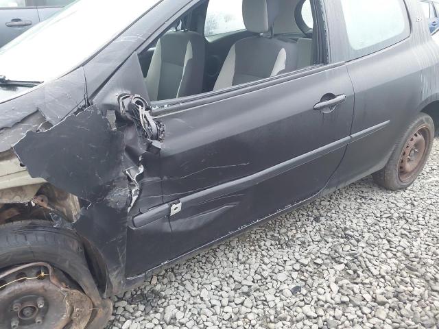 2011 RENAULT CLIO BIZU