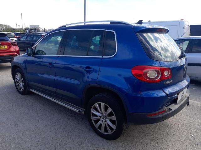 2009 VOLKSWAGEN TIGUAN SE