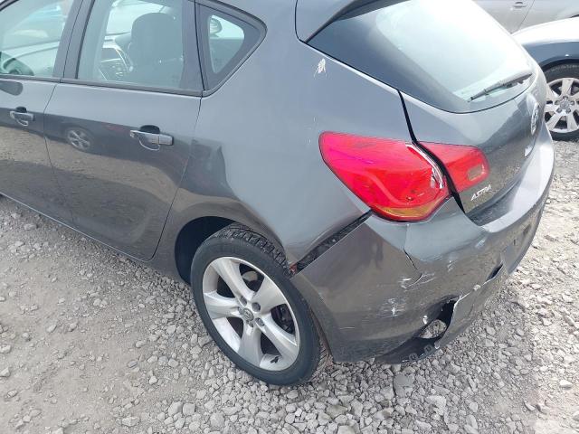 2010 VAUXHALL ASTRA EXCL