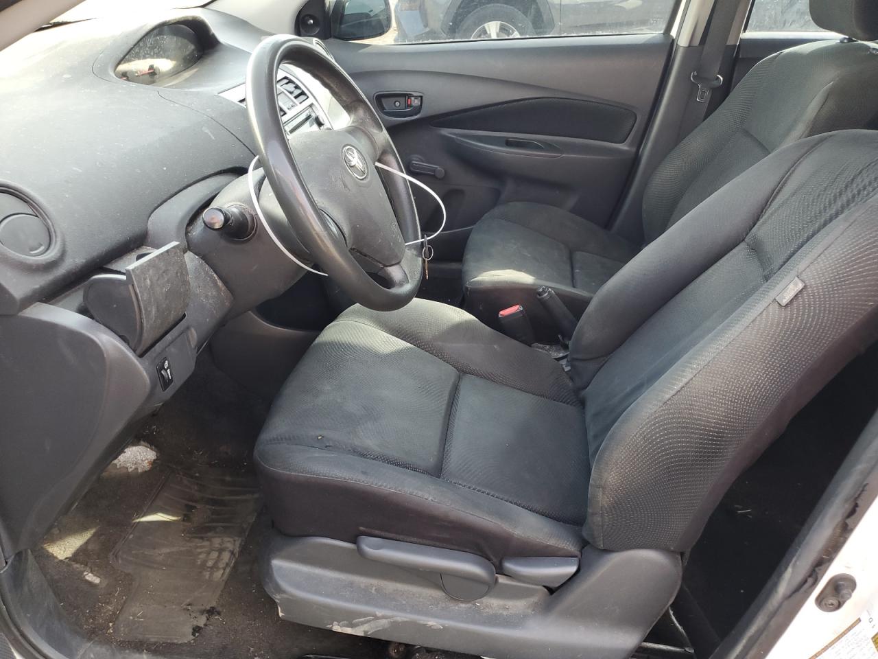2011 Toyota Yaris VIN: JTDBT4K34B1400641 Lot: 54955015