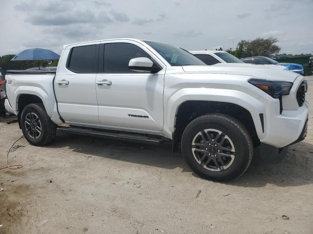  TOYOTA TACOMA 2024 Білий