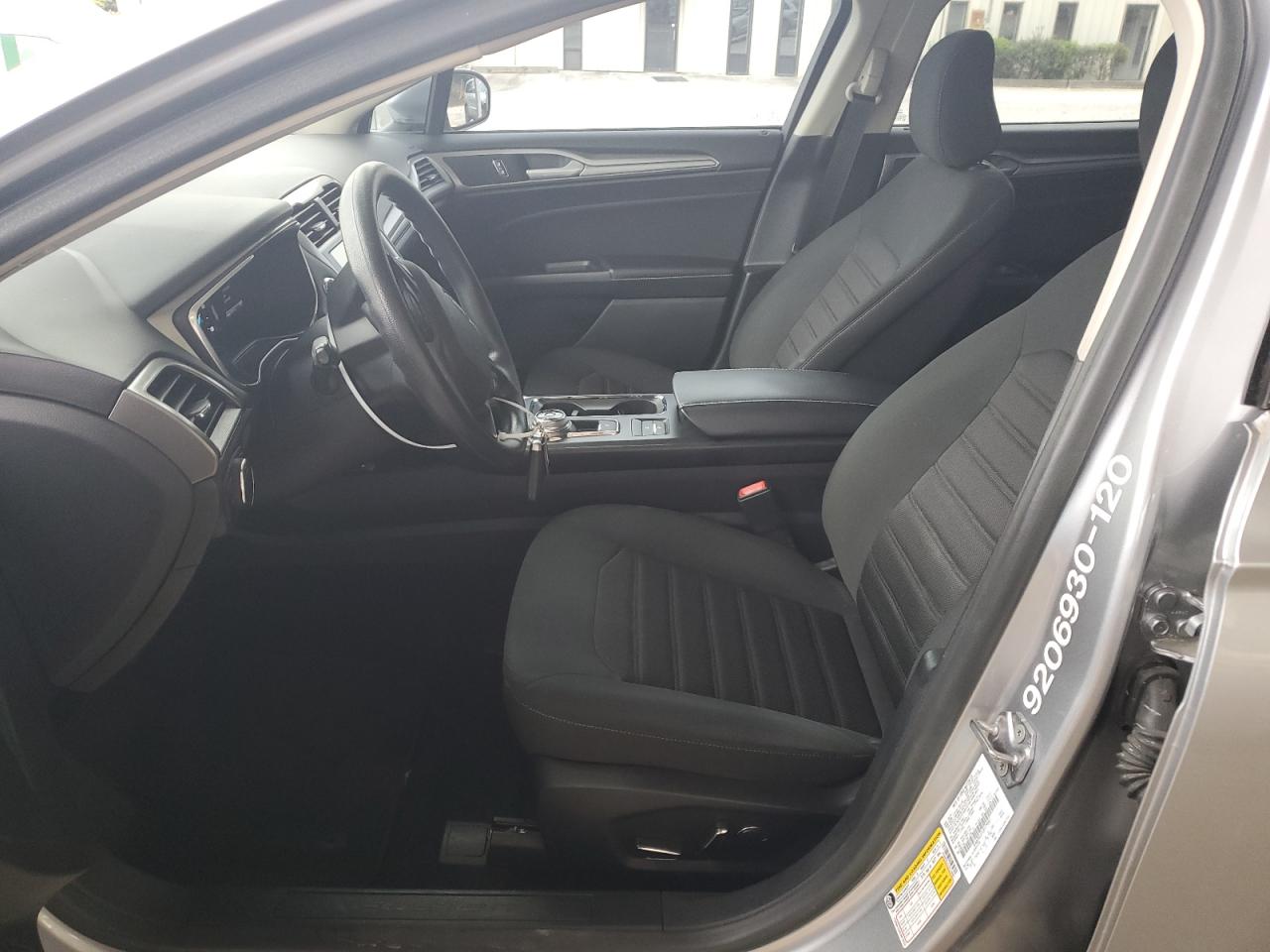 2020 Ford Fusion Se VIN: 3FA6P0LU1LR119061 Lot: 54038725