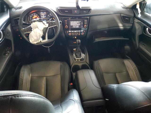  NISSAN ROGUE 2018 Серебристый