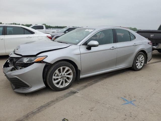  TOYOTA CAMRY 2024 Srebrny