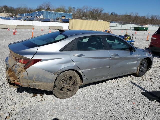  HYUNDAI ELANTRA 2022 Серебристый