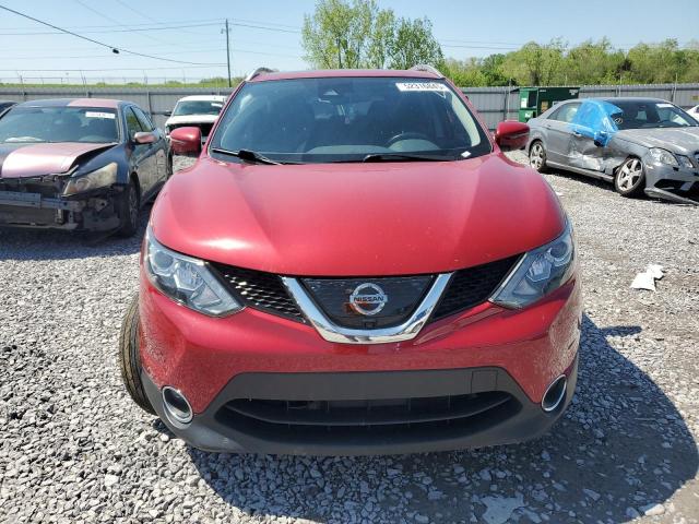  NISSAN ROGUE 2018 Czerwony