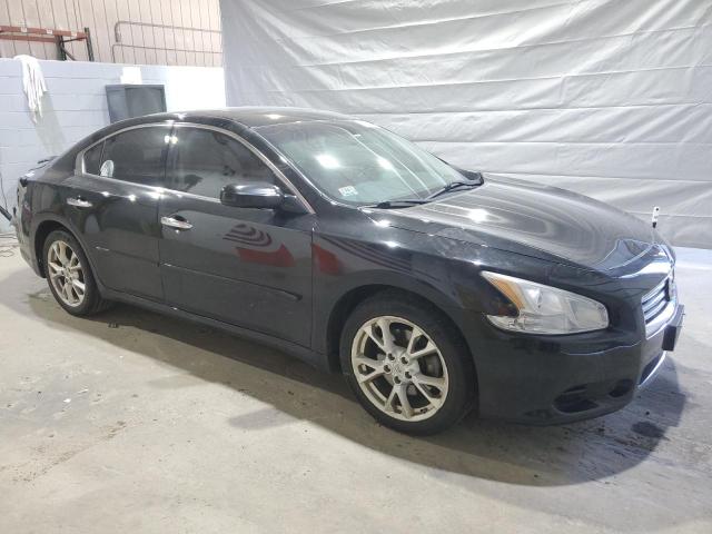 Седани NISSAN MAXIMA 2014 Чорний