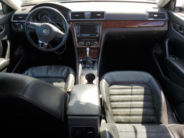  VOLKSWAGEN PASSAT 2013 Srebrny