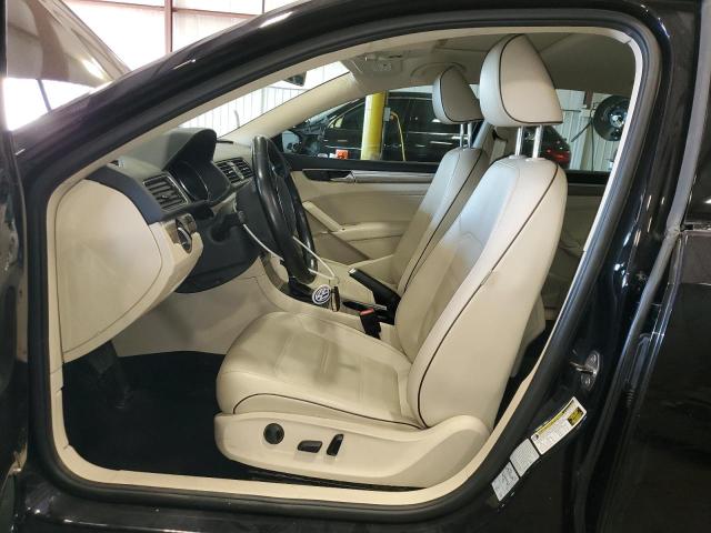  VOLKSWAGEN PASSAT 2017 Черный