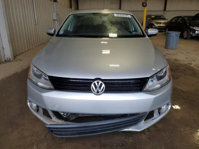  VOLKSWAGEN JETTA 2014 Srebrny