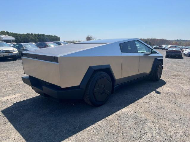 2024 TESLA CYBERTRUCK 