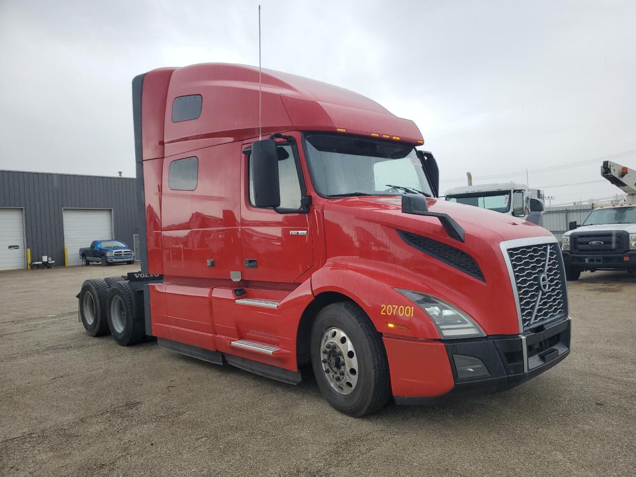 2020 Volvo Vnl Semi Truck for Sale in Elgin, IL - Minor Dent/Scratches