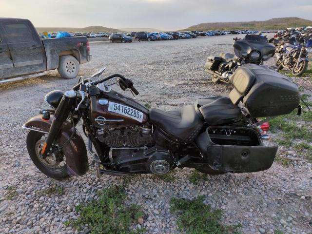 2018 HARLEY-DAVIDSON FLHC HERITAGE CLASSIC