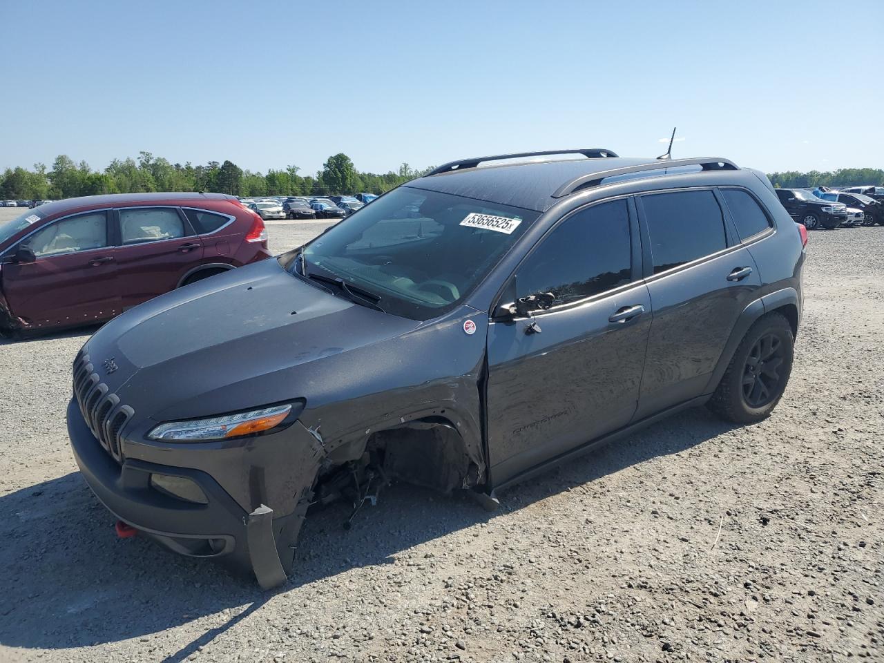 2016 Jeep Cherokee Trailhawk for Sale in Lumberton, NC - Front End
