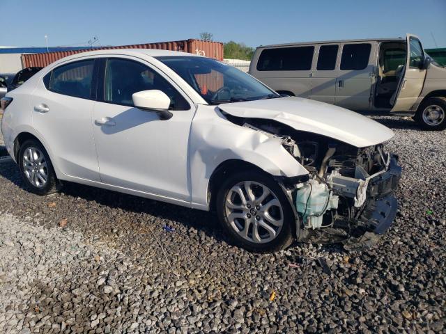 TOYOTA YARIS 2018 White