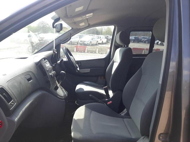 2012 HYUNDAI I800 STYLE