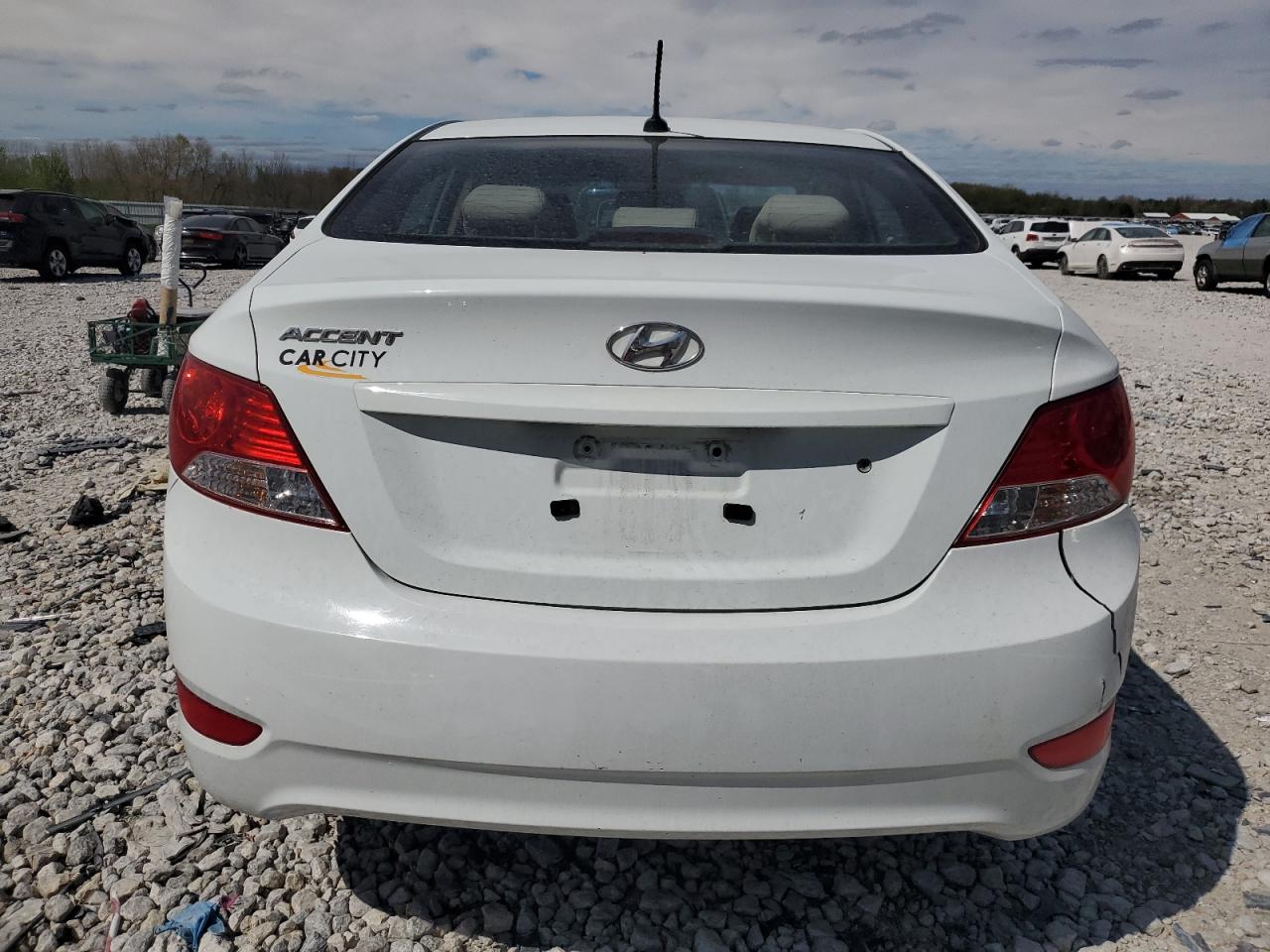 2013 Hyundai Accent Gls VIN: KMHCT4AE8DU293422 Lot: 54854815