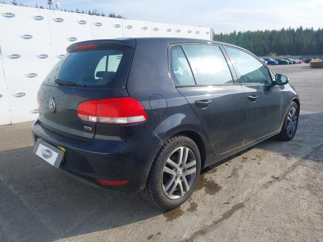 2010 VOLKSWAGEN GOLF SE TD