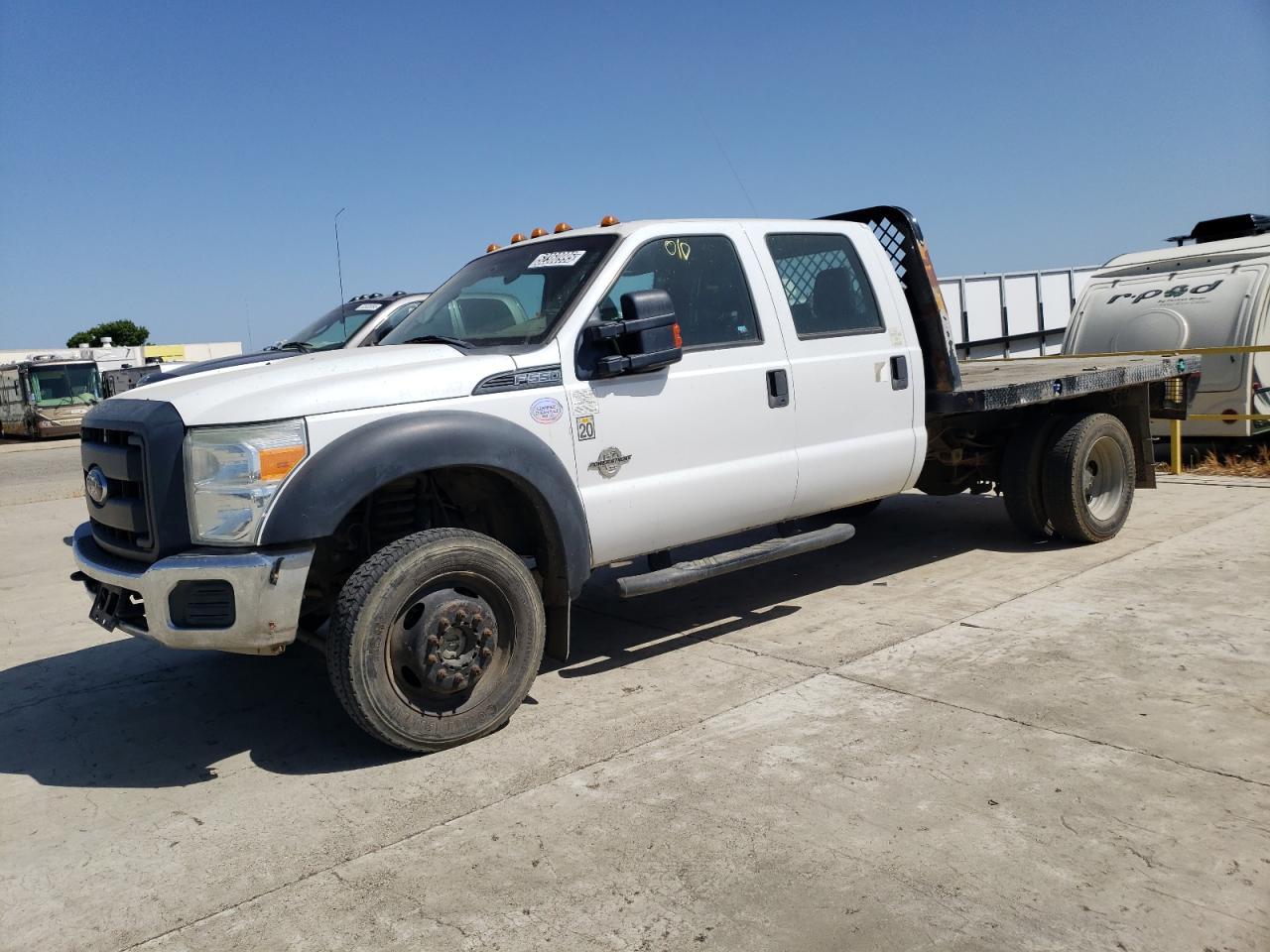 2013 Ford F550 Super Duty იყიდება Sacramento-ში, CA - Minor Dent/Scratches