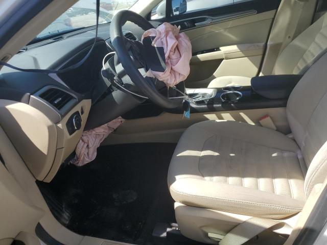 Sedans FORD FUSION 2013 White