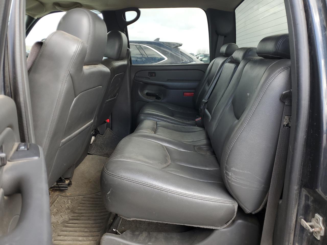 2005 Chevrolet Silverado K1500 Heavy Duty VIN: 1GCGK13U85F845860 Lot: 51467075