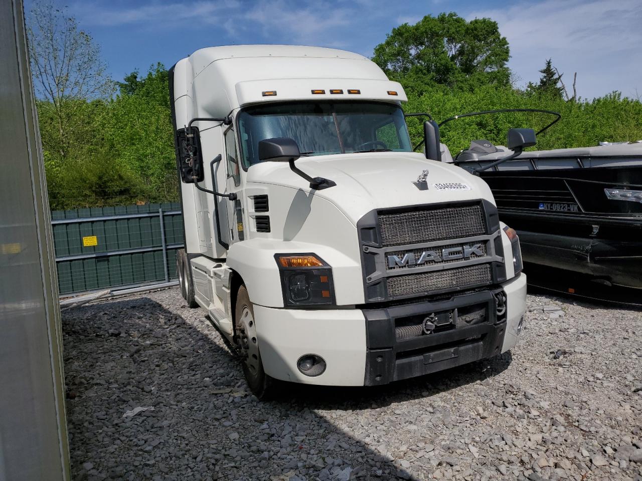 2019 Mack Anthem Semi Truck for Sale in Madisonville, TN - Minor Dent/Scratches