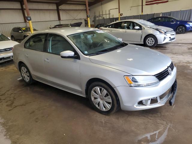  VOLKSWAGEN JETTA 2014 Srebrny