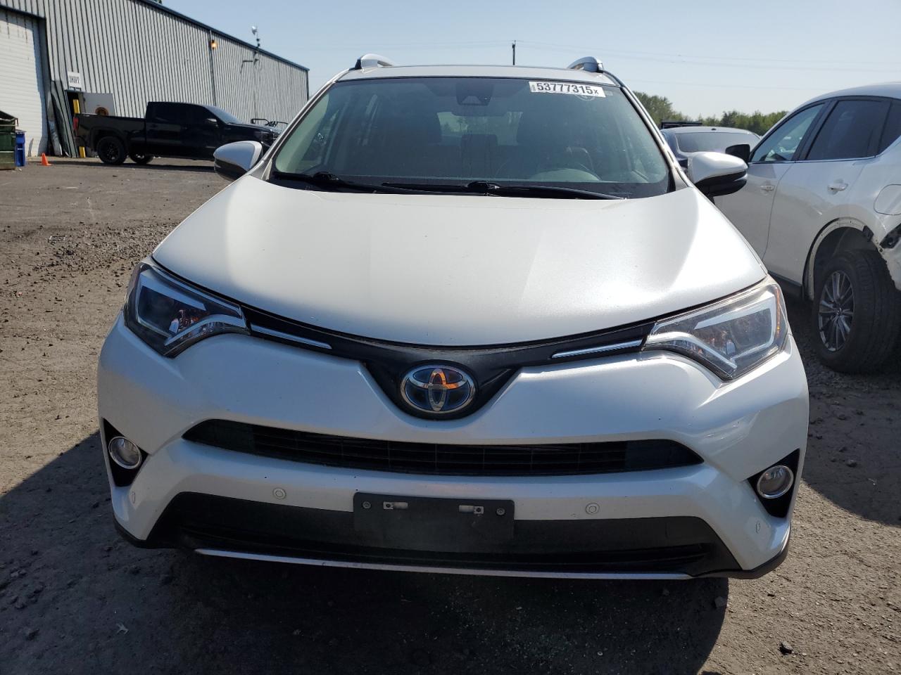 JTMDJREVXHD067247 TOYOTA RAV4 2017