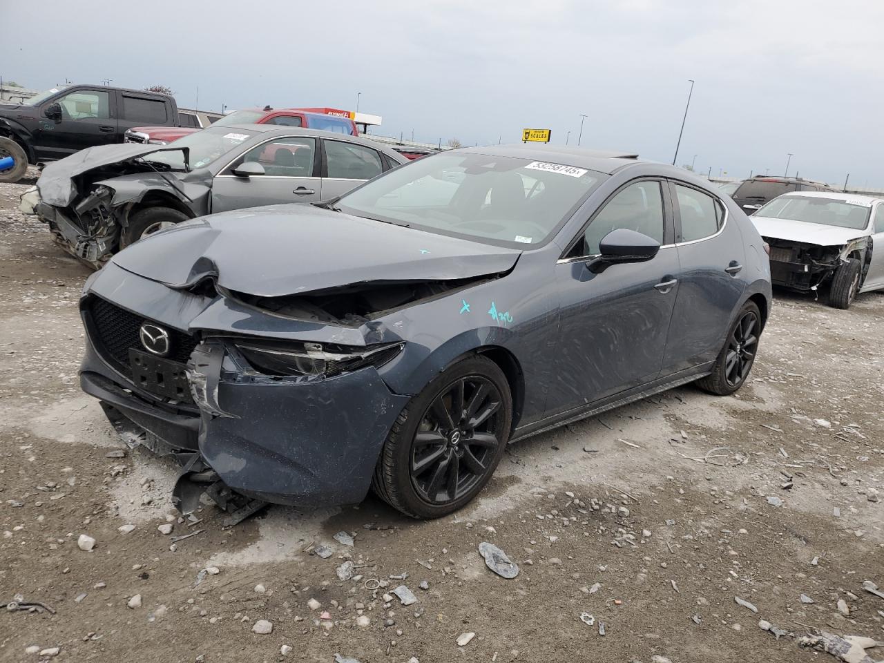 2021 Mazda 3 Premium for Sale in Cahokia Heights, IL - Front End