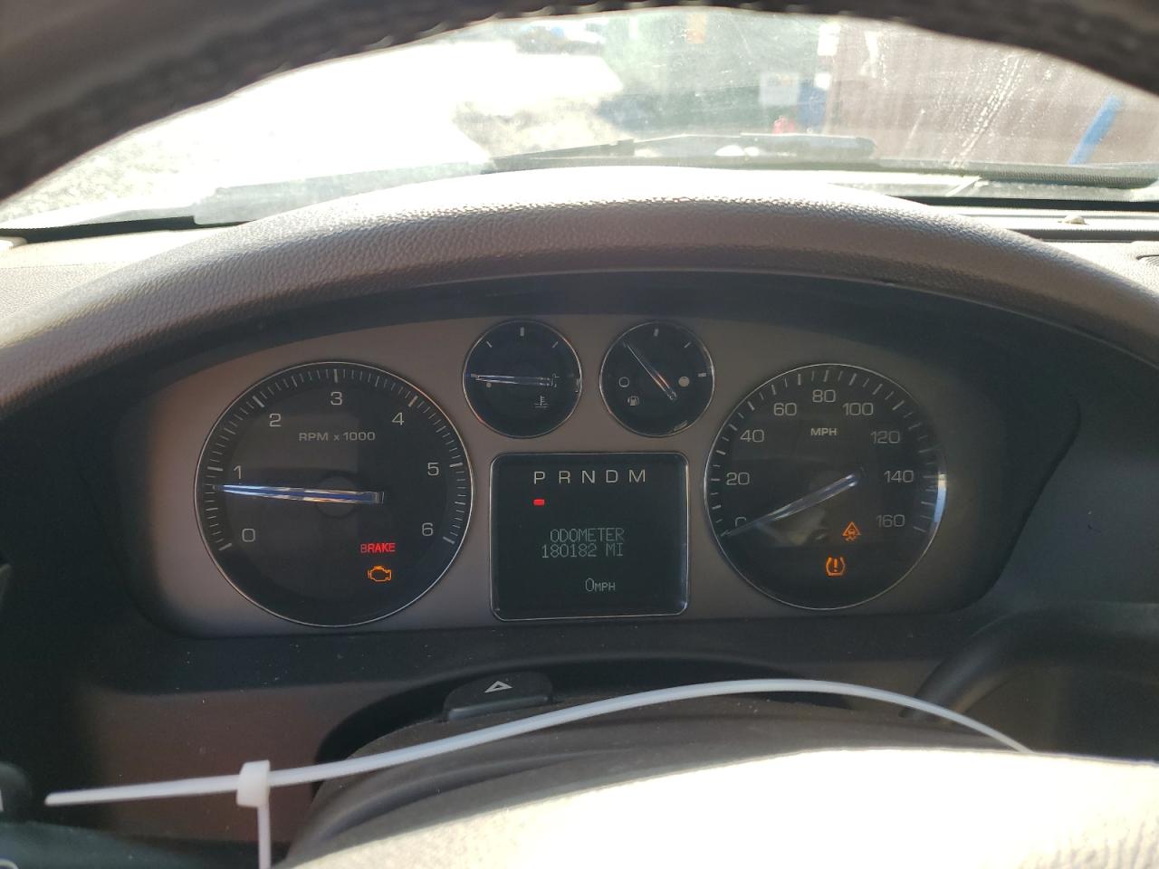 2007 Cadillac Escalade Luxury VIN: 1GYFK63887R245962 Lot: 52580555