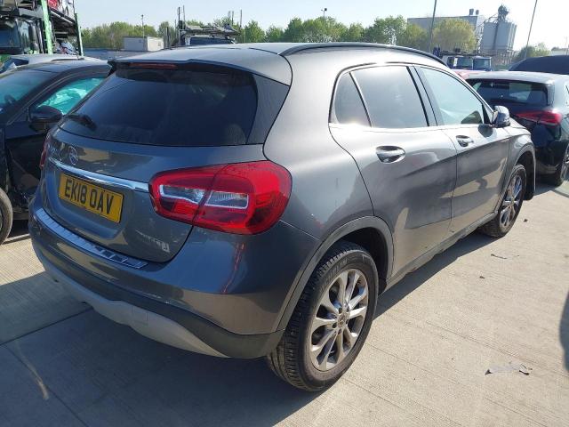 2018 MERCEDES BENZ GLA 200 SE