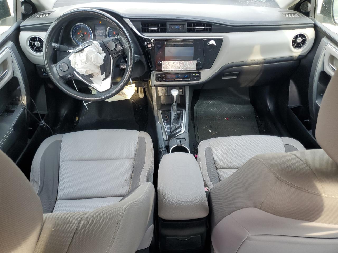 2017 Toyota Corolla L VIN: 5YFBURHE0HP737766 Lot: 55273985