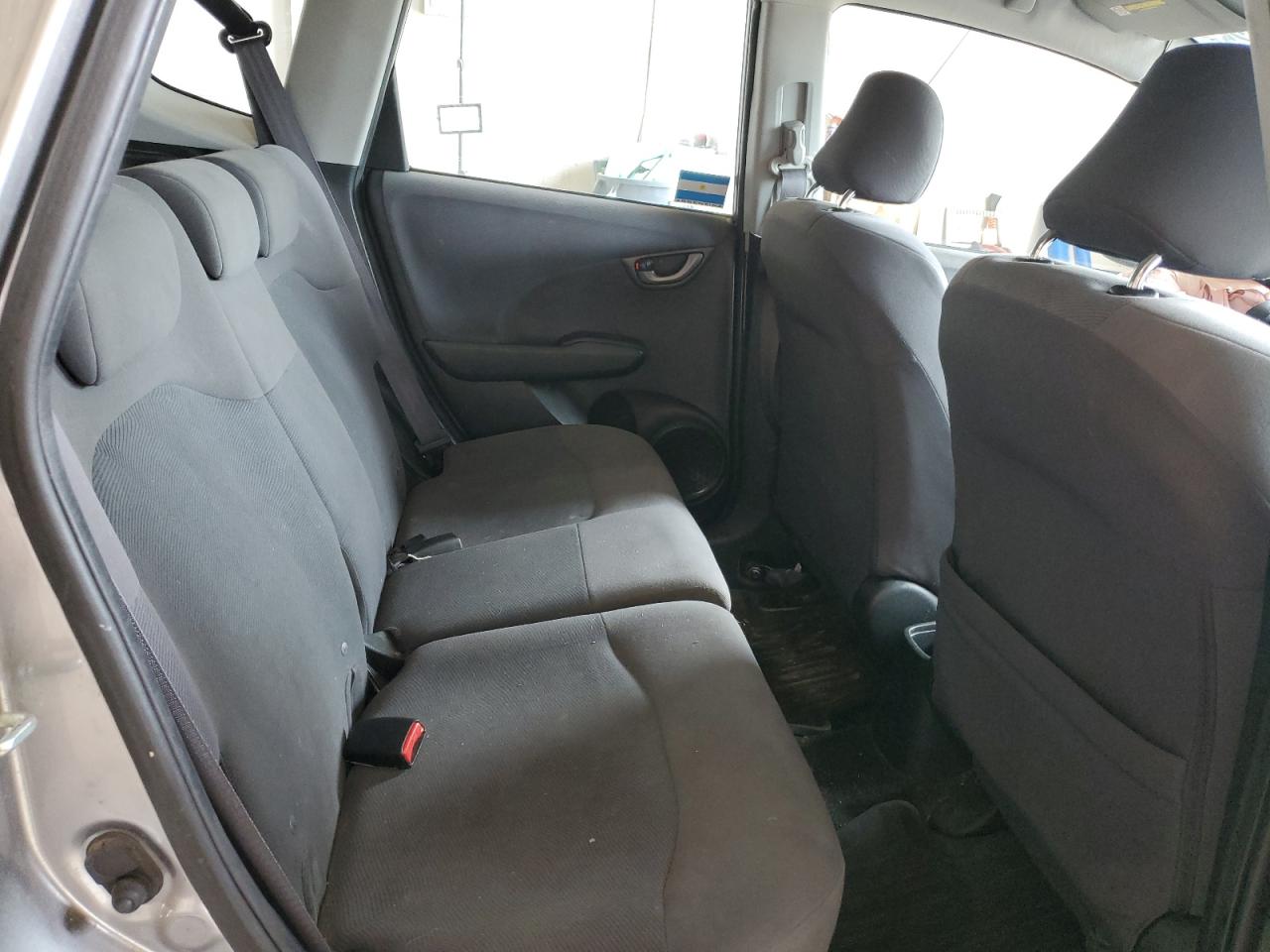2010 Honda Fit VIN: JHMGE8H2XAS001780 Lot: 54019425