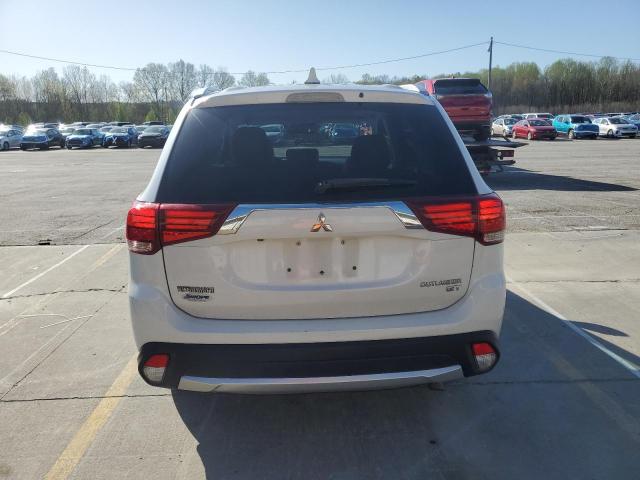  MITSUBISHI OUTLANDER 2017 Biały