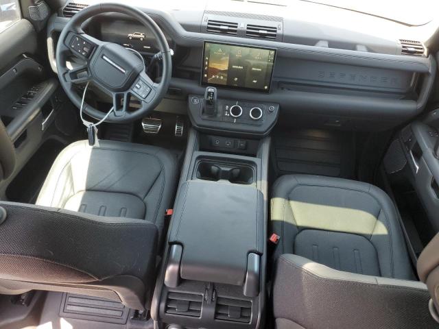  LAND ROVER DEFENDER 2024 Black