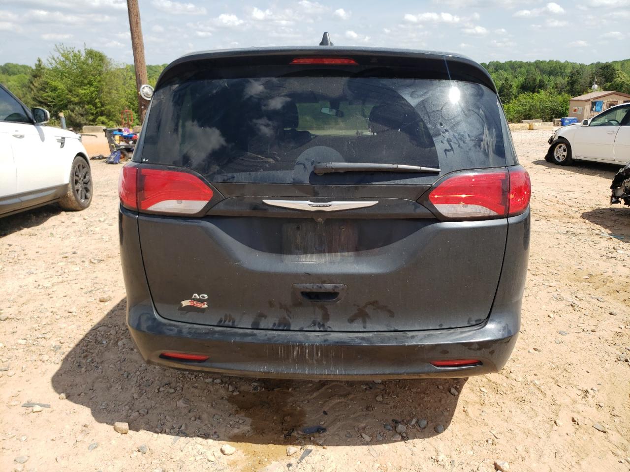 2022 Chrysler Voyager Lx VIN: 2C4RC1CGXNR218960 Lot: 53464755