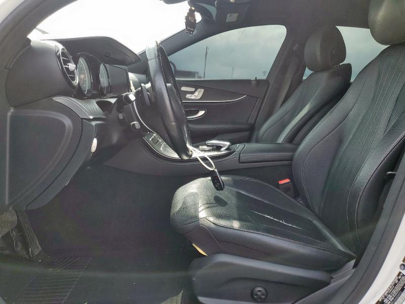  MERCEDES-BENZ E-CLASS 2018 Biały