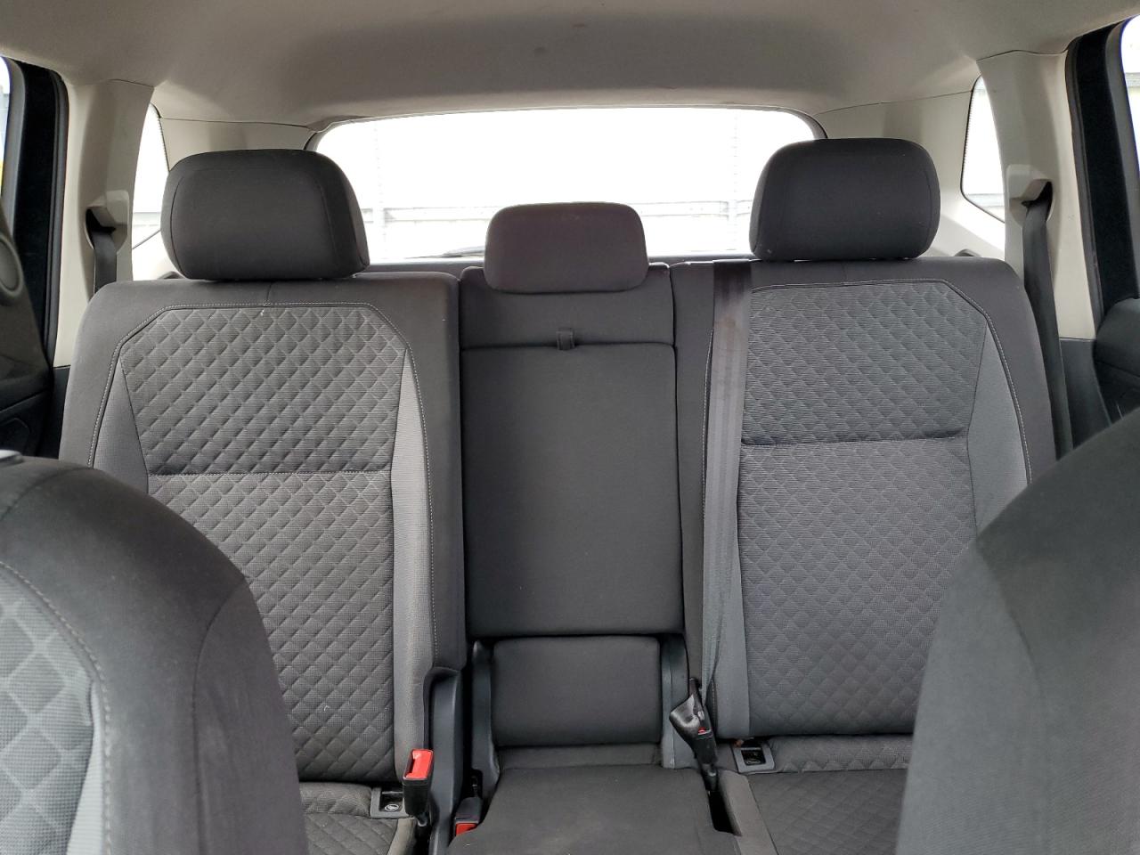 2018 Volkswagen Tiguan S VIN: 3VV0B7AX2JM017137 Lot: 54618705