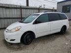 2008 Toyota Sienna Ce продається в Los Angeles, CA - Front End
