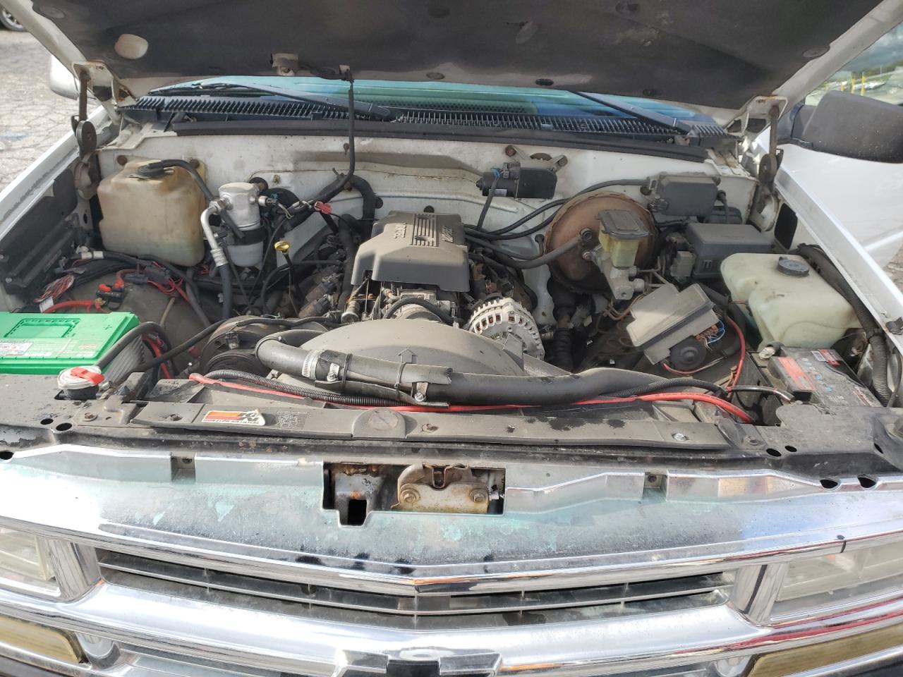 1995 Chevrolet Tahoe K1500 VIN: 3GNEK18K1SG115191 Lot: 53555115