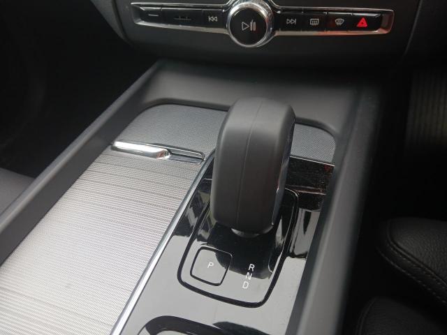 2024 VOLVO XC60 + T6