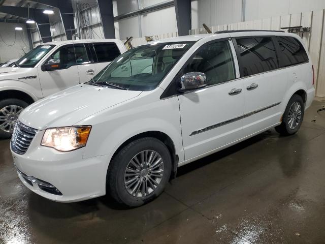 2015 Chrysler Town & Country Touring L