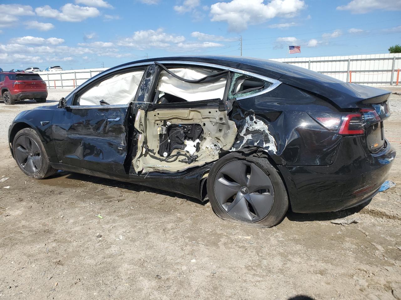 TESLA MODEL 3 2020 VIN 5YJ3E1EAXLF796655 фото 2
