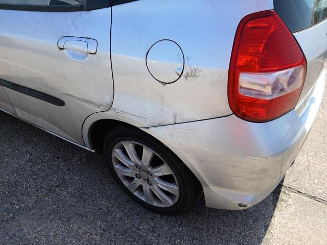 2006 HONDA JAZZ SE