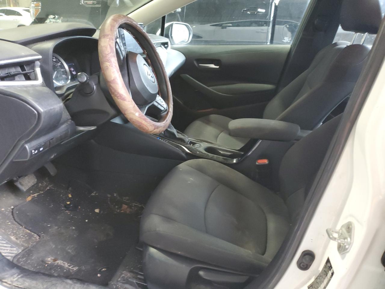 2020 Toyota Corolla Le VIN: 5YFEPRAE6LP104230 Lot: 51324735